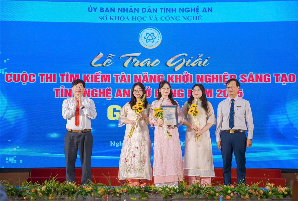 Techfest Nghệ An Open 2025